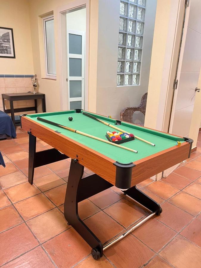 Ramblasrentals Chic & Spacious Flat Pool Table 15M Ramblas - Parking - Wifi Barcelona Exteriör bild